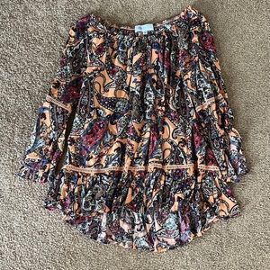 quarter sleeve paisley top, size small